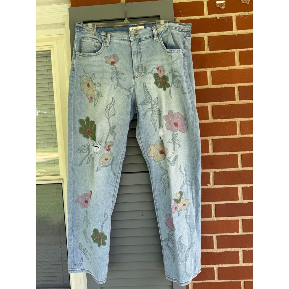 Jessica Simpson Mika Bestie Floral Embroidered Distressed Jeans Light Wash 31